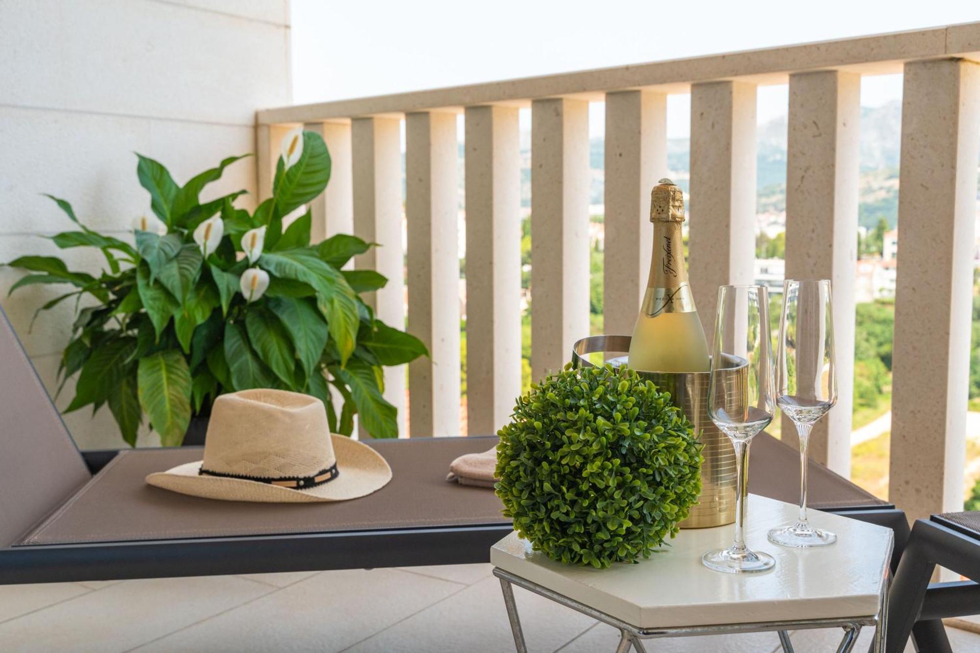 Apartment Apollo In Dubrovnik With Sea View Ngoại thất bức ảnh
